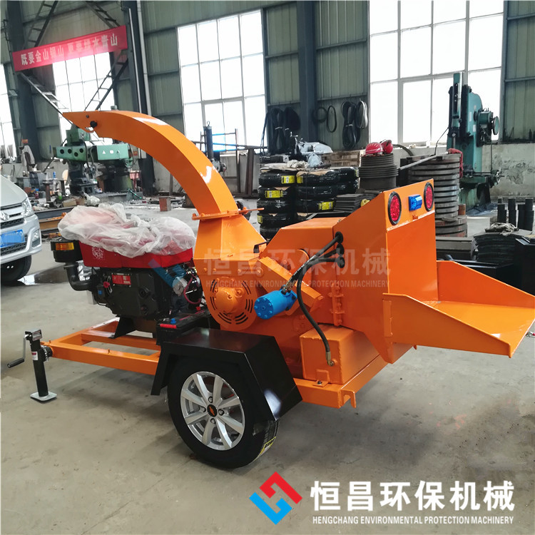 市政道路綠化移動式樹枝樹葉粉碎機